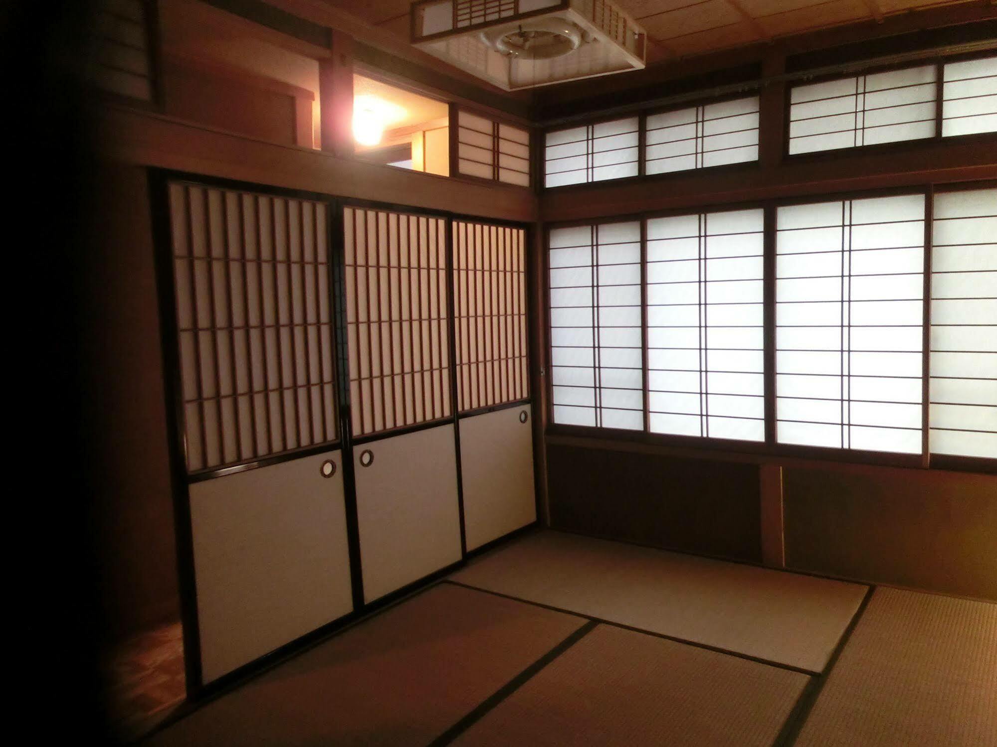 Takayama Ninja House Hotell Exteriör bild
