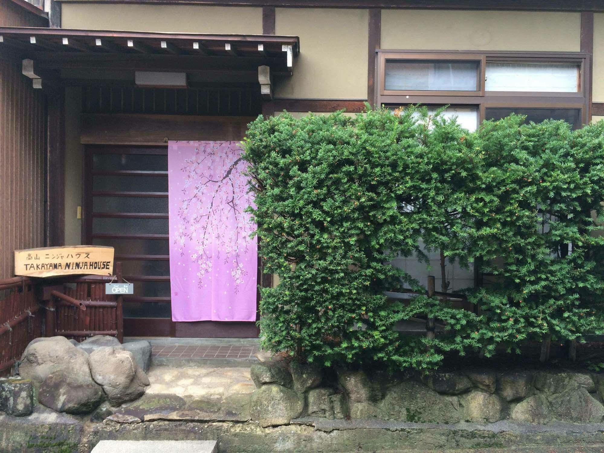 Takayama Ninja House Hotell Exteriör bild