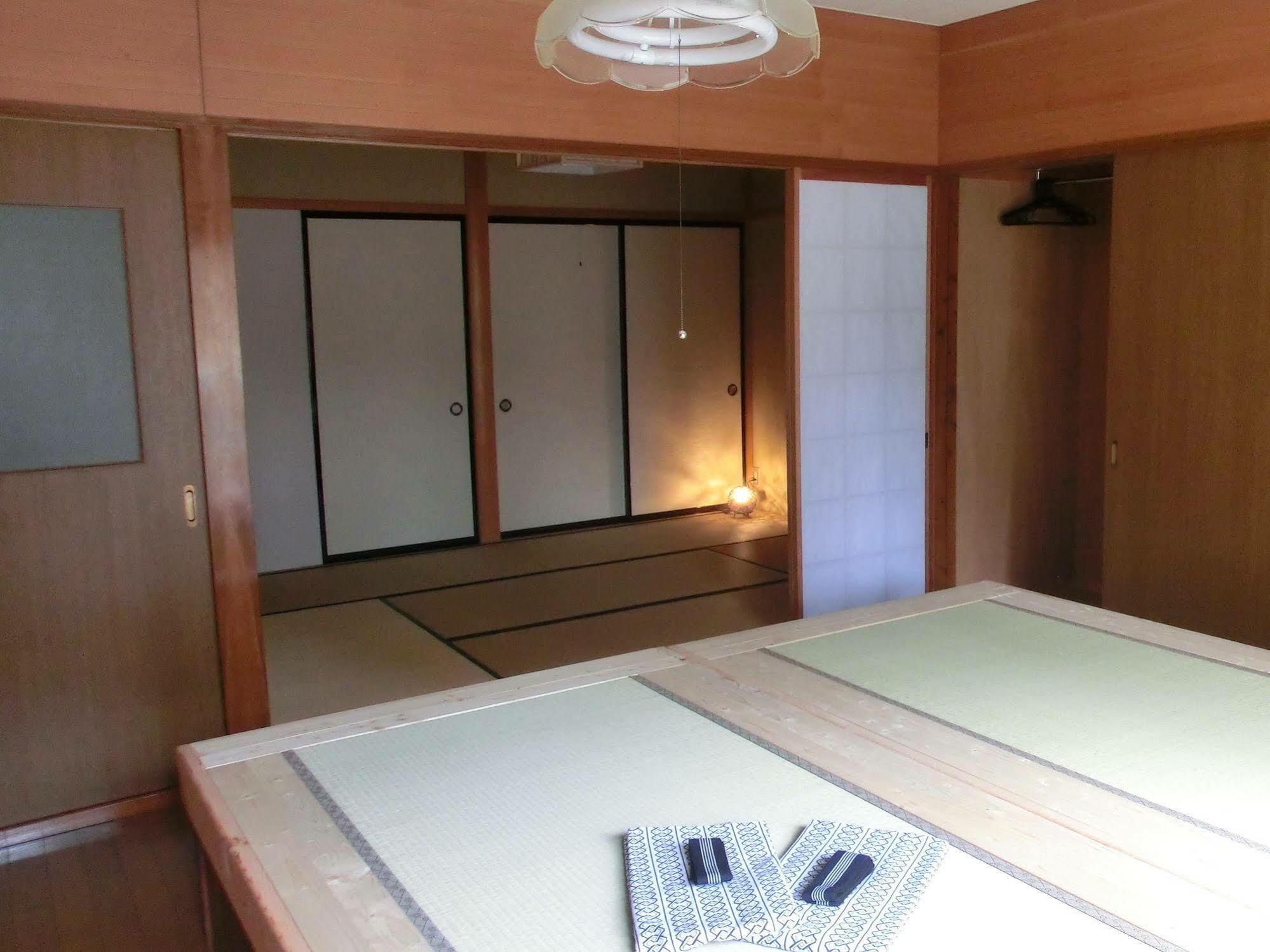 Takayama Ninja House Hotell Exteriör bild